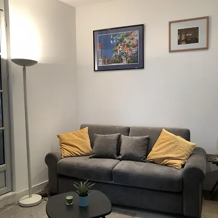 Saint Anne Apartment